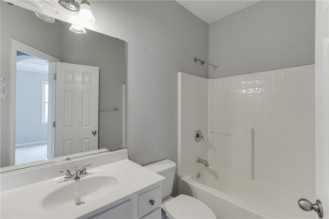 7563 Brookstone Circle, Flowery Branch, GA 30542