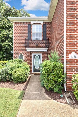 1068 Haygood Estate LN, Virginia Beach, VA 23455