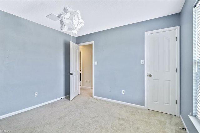 1068 Haygood Estate LN, Virginia Beach, VA 23455