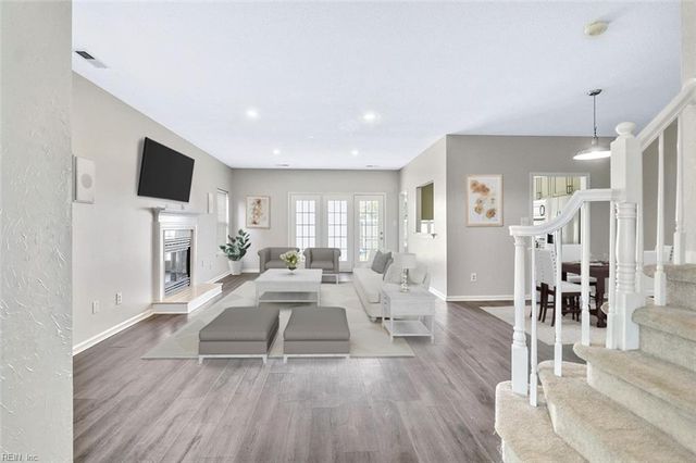 1068 Haygood Estate LN, Virginia Beach, VA 23455