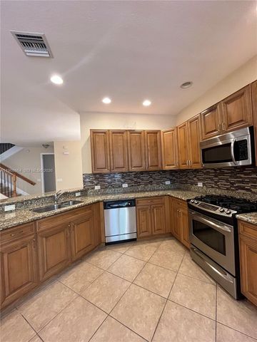 2955 NW 126th Ave 223-5, Sunrise, FL 33323