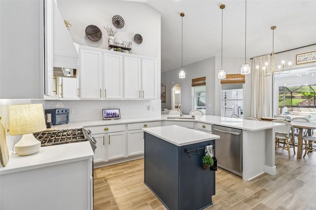 225 GLEN ABBEY LANE, Debary, FL 32713