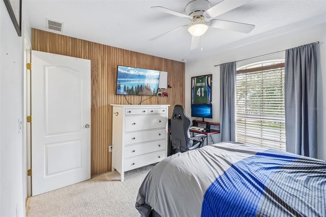 225 GLEN ABBEY LANE, Debary, FL 32713