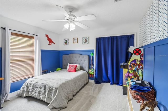 225 GLEN ABBEY LANE, Debary, FL 32713