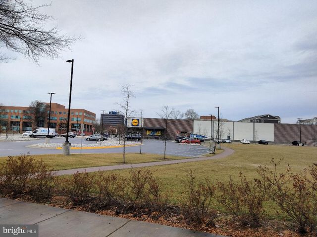 10506 JOHN GLENN ST, Lanham, MD 20706