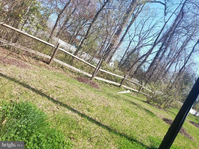 10506 JOHN GLENN ST, Lanham, MD 20706