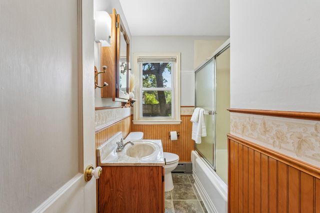 1840 Taylor Avenue, Saint Paul, MN 55104