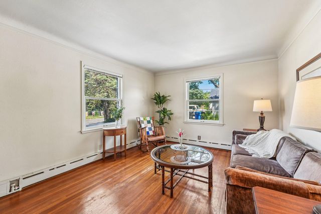1840 Taylor Avenue, Saint Paul, MN 55104