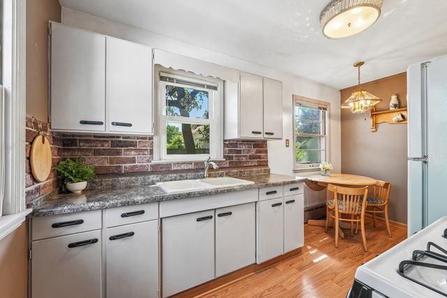 1840 Taylor Avenue, Saint Paul, MN 55104