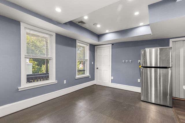 45 Thompson St 2, Boston, MA 02136