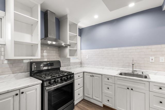 45 Thompson St 2, Boston, MA 02136