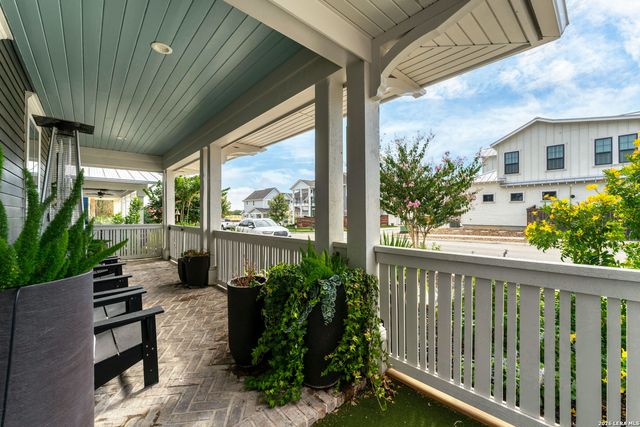 1116 Hauptstrasse, New Braunfels, TX 78130