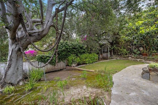 1560 Galen Drive, Laguna Beach, CA 92651