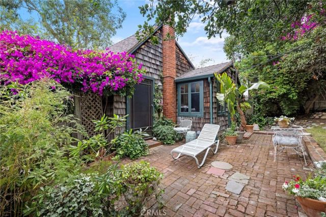 1560 Galen Drive, Laguna Beach, CA 92651