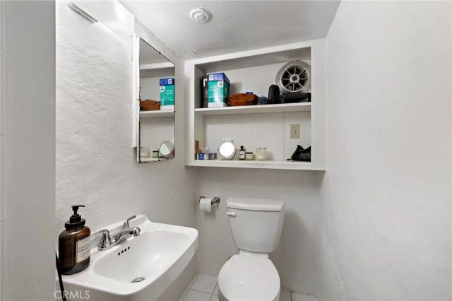 1560 Galen Drive, Laguna Beach, CA 92651