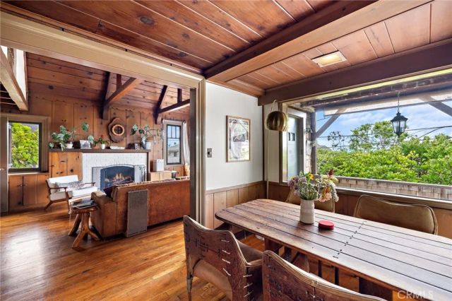 1560 Galen Drive, Laguna Beach, CA 92651