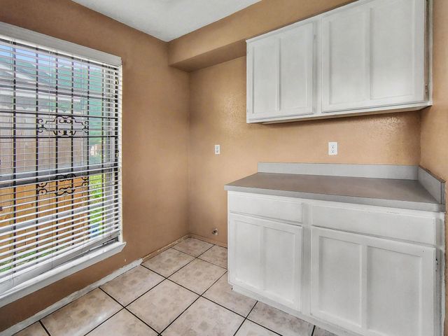 2735 Kings Canyon Court, Houston, TX 77067
