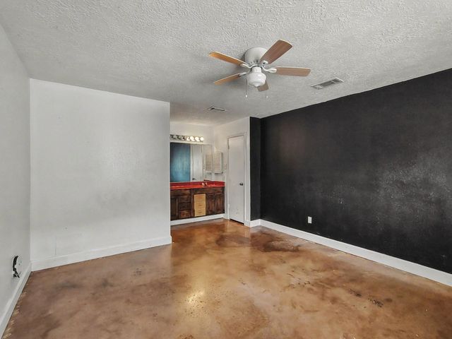 2735 Kings Canyon Court, Houston, TX 77067