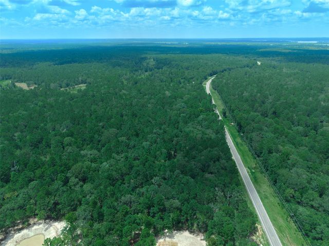8327 Fm 980 N, Huntsville, TX 77320