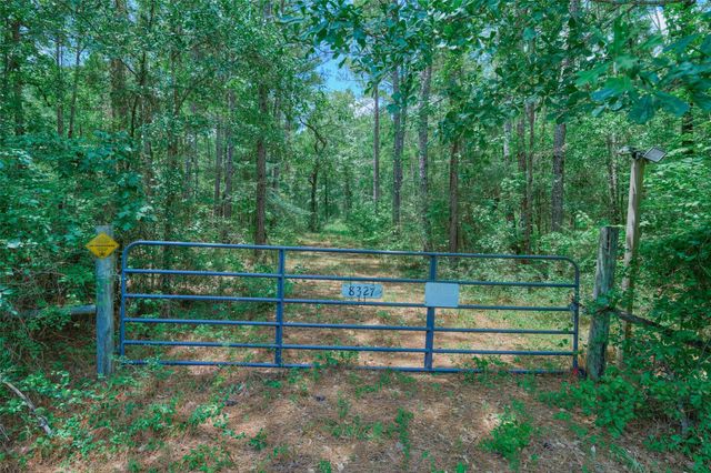 8327 Fm 980 N, Huntsville, TX 77320