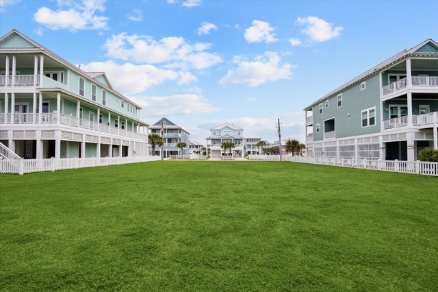 3814 Wentletrap, Galveston, TX 77554