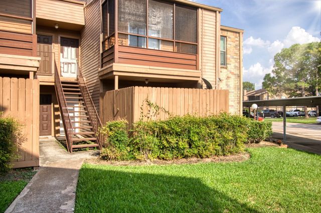 10555 Turtlewood Court 1702, Houston, TX 77072