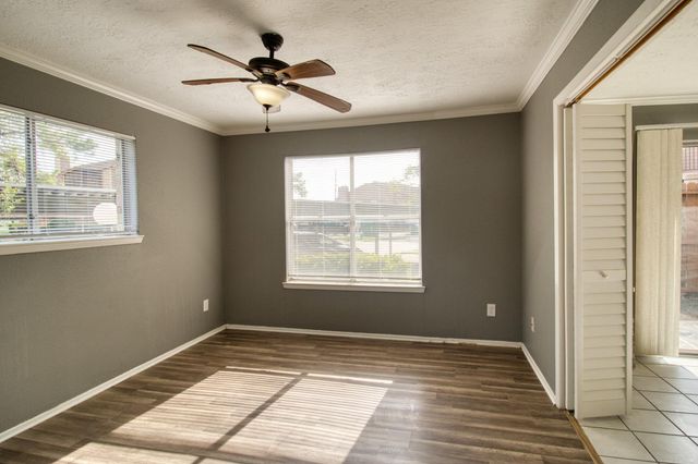 10555 Turtlewood Court 1702, Houston, TX 77072