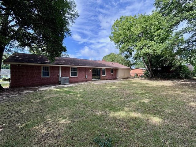 2113 Leeds Drive, Columbus, GA 31904