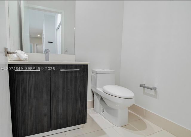 55 SW 9th St 4409, Miami, FL 33130