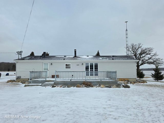 16475 Baldwin Road, Brady Twp, MI 48616