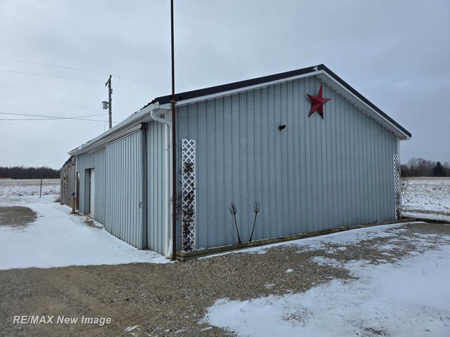 16475 Baldwin Road, Brady Twp, MI 48616