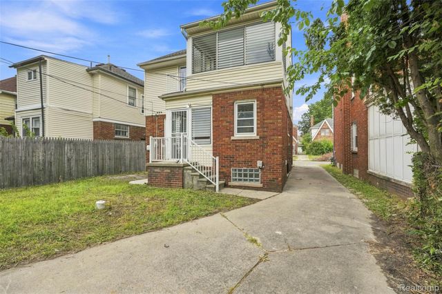 15819 Wisconsin Street, Detroit, MI 48238