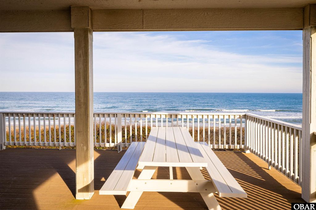 Image 16 of property listing at 991 Lighthouse Drive Lot 5, Corolla, NC 27927