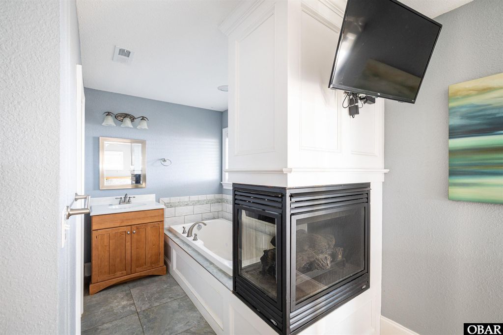 Image 35 of property listing at 991 Lighthouse Drive Lot 5, Corolla, NC 27927