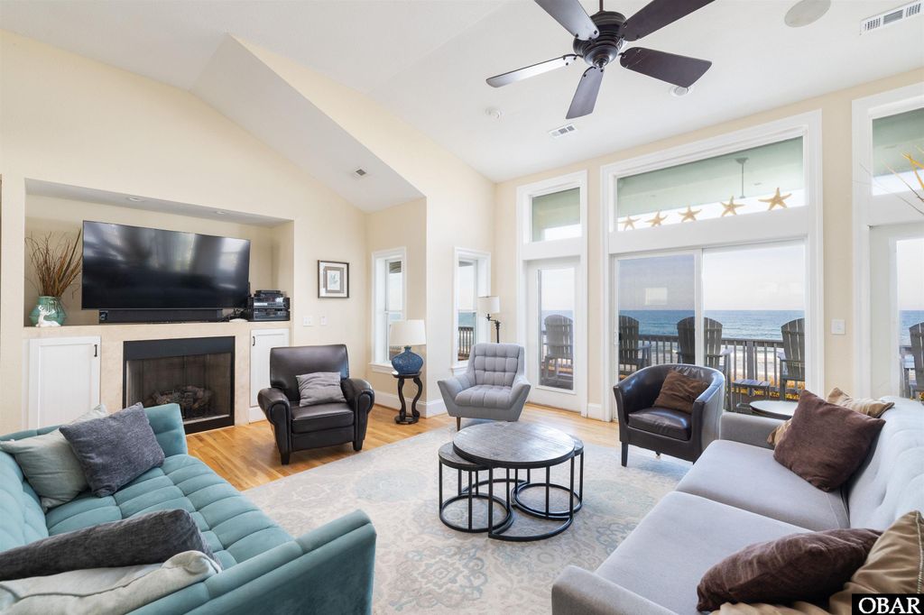 Image 5 of property listing at 991 Lighthouse Drive Lot 5, Corolla, NC 27927