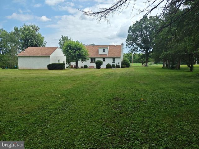 1020 TELEGRAPH RD, Perkasie, PA 18944