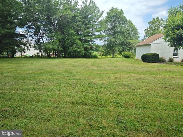 1020 TELEGRAPH RD, Perkasie, PA 18944