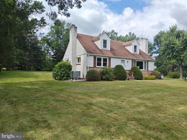 1020 TELEGRAPH RD, Perkasie, PA 18944