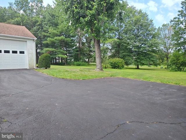1020 TELEGRAPH RD, Perkasie, PA 18944
