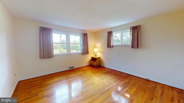 1020 TELEGRAPH RD, Perkasie, PA 18944