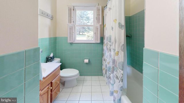 1020 TELEGRAPH RD, Perkasie, PA 18944