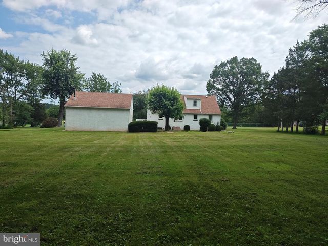 1020 TELEGRAPH RD, Perkasie, PA 18944