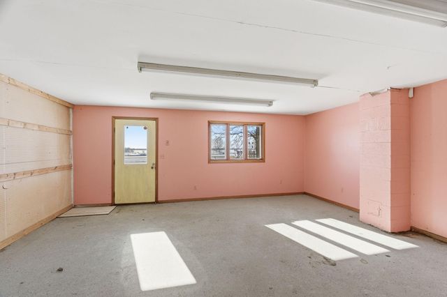 121 US Highway 10, Big Lake, MN 55309