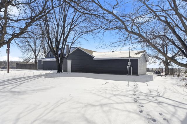 121 US Highway 10, Big Lake, MN 55309