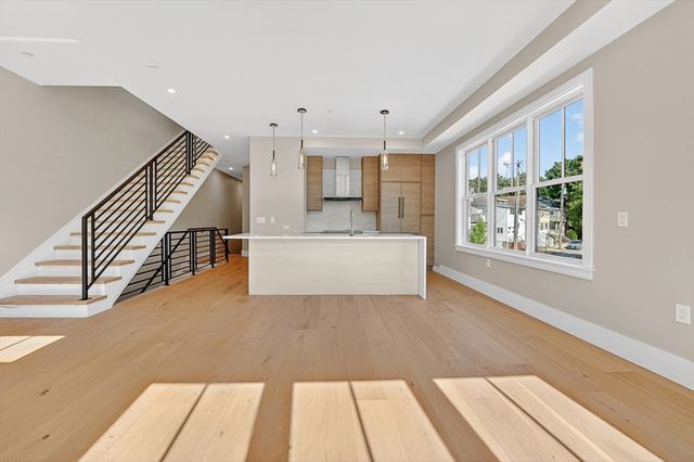 325B Alewife Brook Pkwy B, Somerville, MA 02144