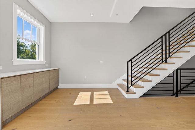 325B Alewife Brook Pkwy B, Somerville, MA 02144