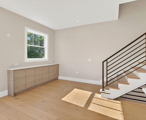 325B Alewife Brook Pkwy B, Somerville, MA 02144