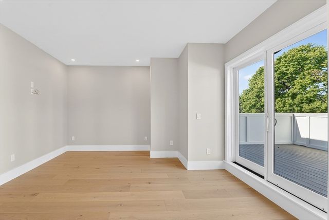 325B Alewife Brook Pkwy B, Somerville, MA 02144