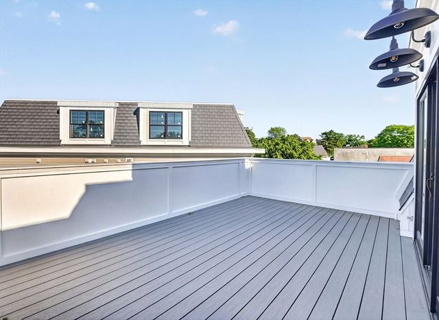 325B Alewife Brook Pkwy B, Somerville, MA 02144