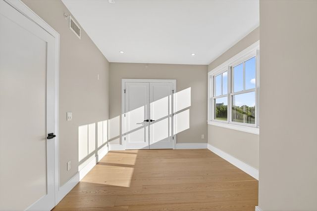 325B Alewife Brook Pkwy B, Somerville, MA 02144